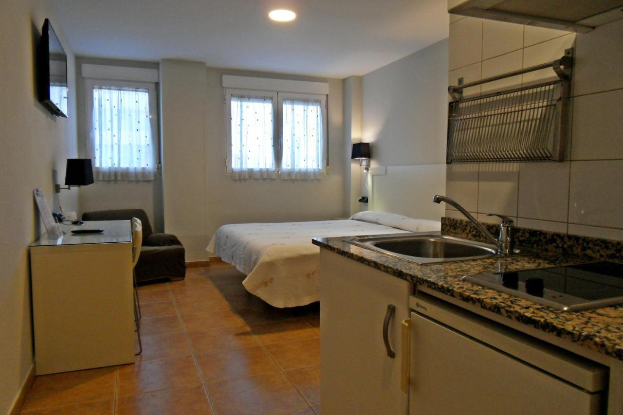 אלמנסה Hostal El Estudio מראה חיצוני תמונה