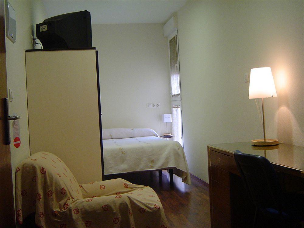 אלמנסה Hostal El Estudio מראה חיצוני תמונה