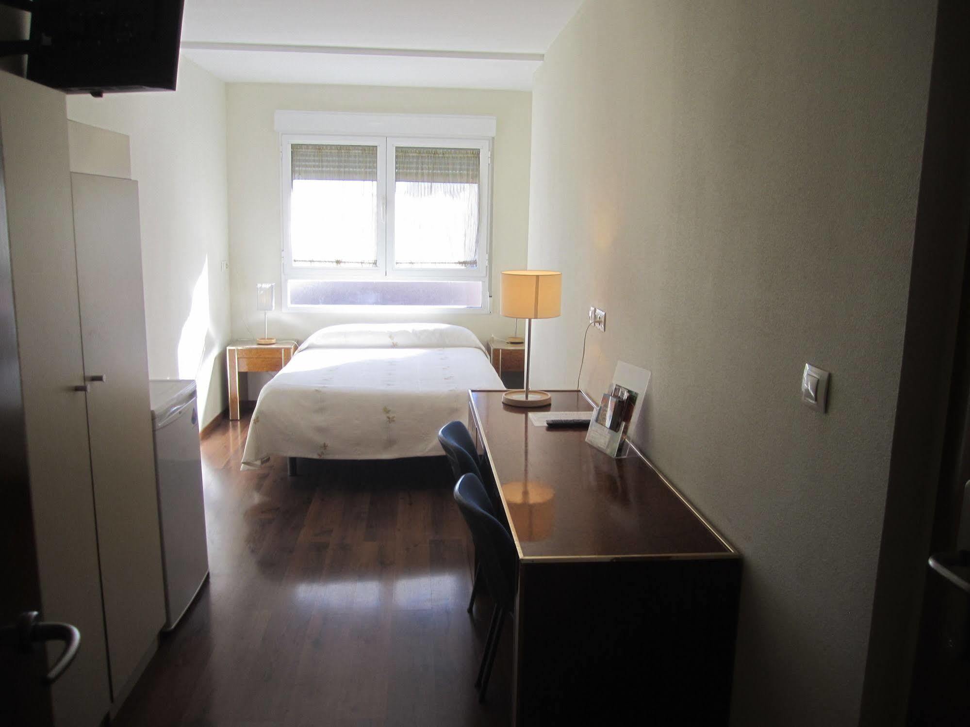 אלמנסה Hostal El Estudio מראה חיצוני תמונה
